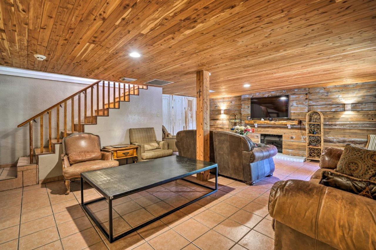 Waterfront Guadalupe River Lodge Home With Dock! Сегиин Екстериор снимка
