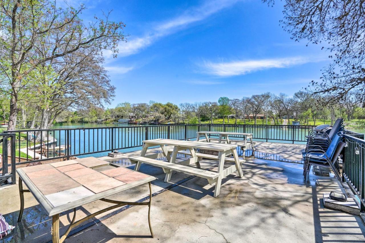 Waterfront Guadalupe River Lodge Home With Dock! Сегиин Екстериор снимка